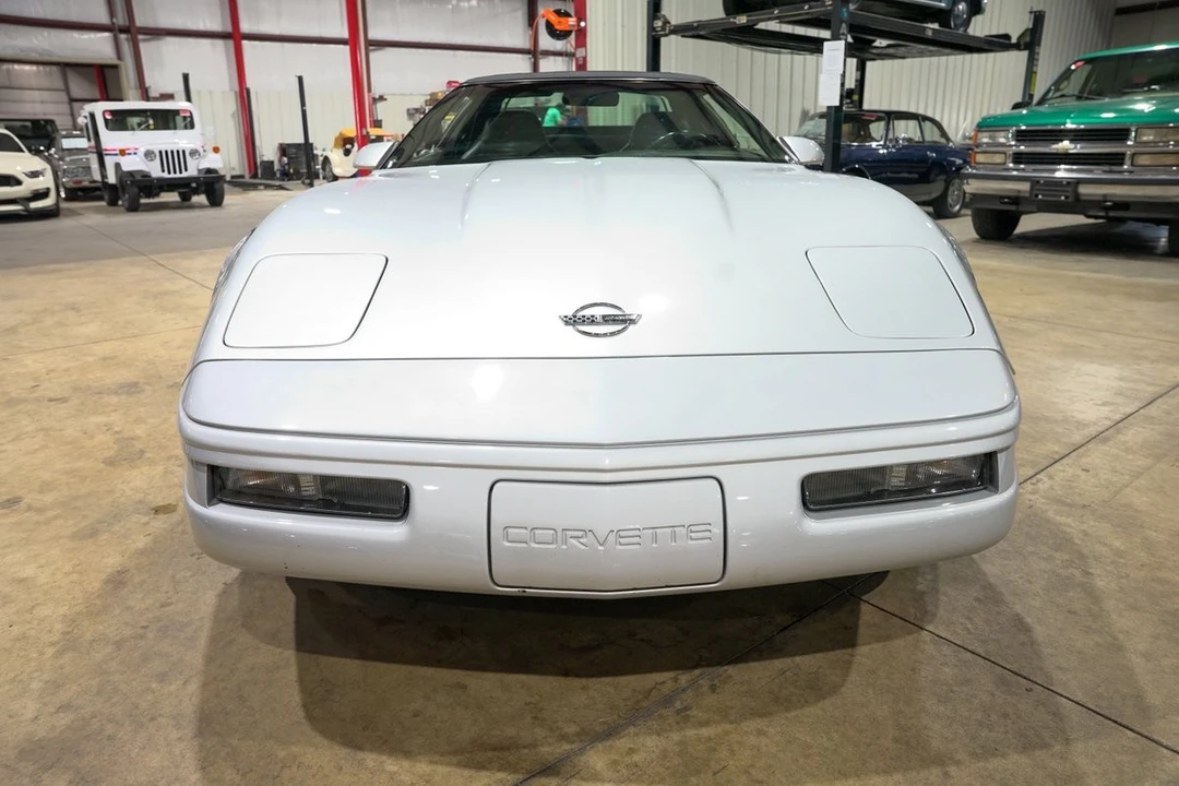 1996 Chevrolet - Image 27 of 31
