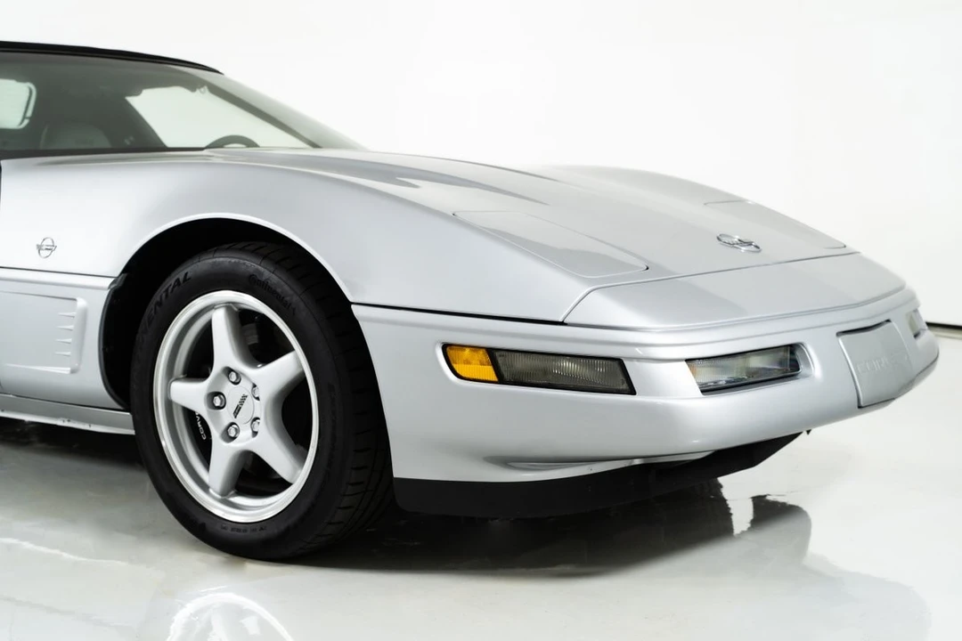 1996 Chevrolet Corvette C4 - Image 19 of 31