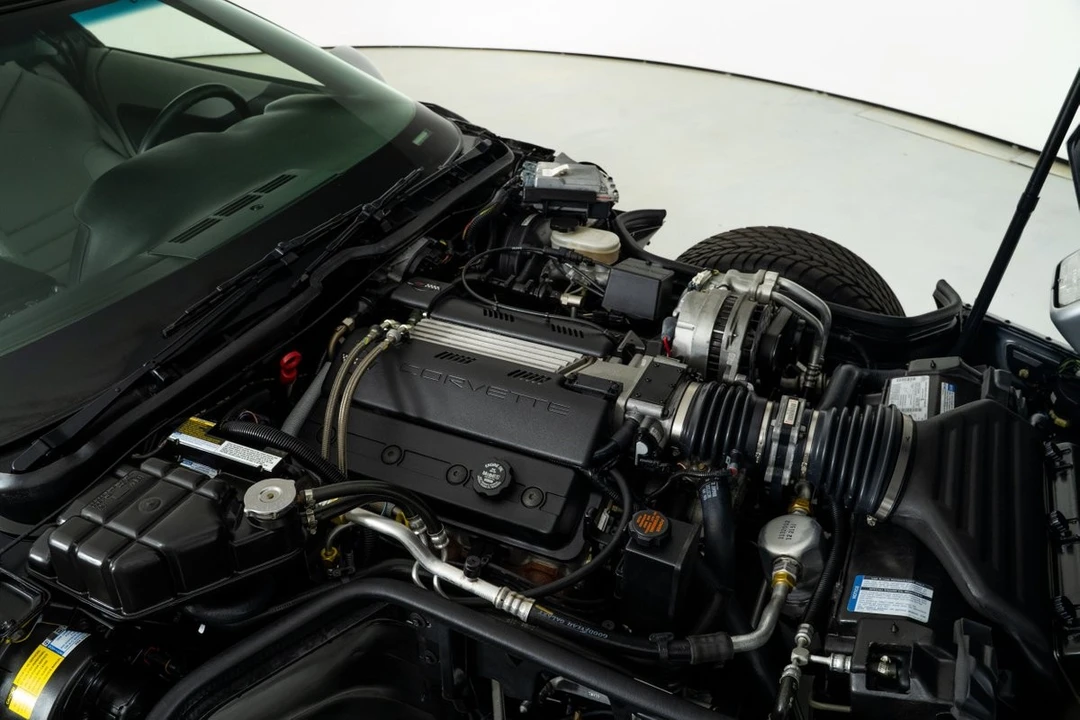 1996 Chevrolet Corvette C4 - Image 3 of 21