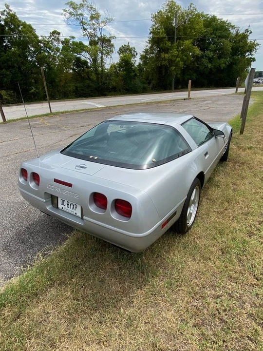 1996 Chevrolet Corvette C4 - Image 20 of 23