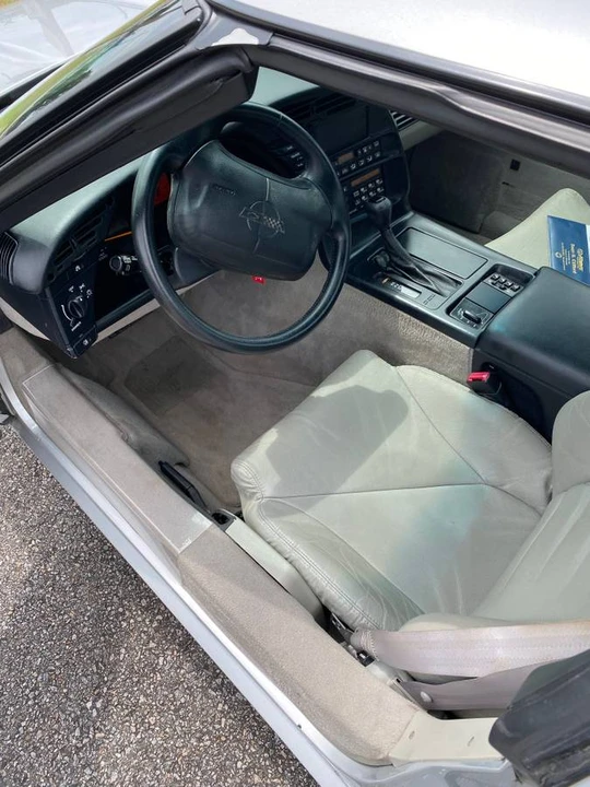 1996 Chevrolet Corvette C4 - Image 14 of 23