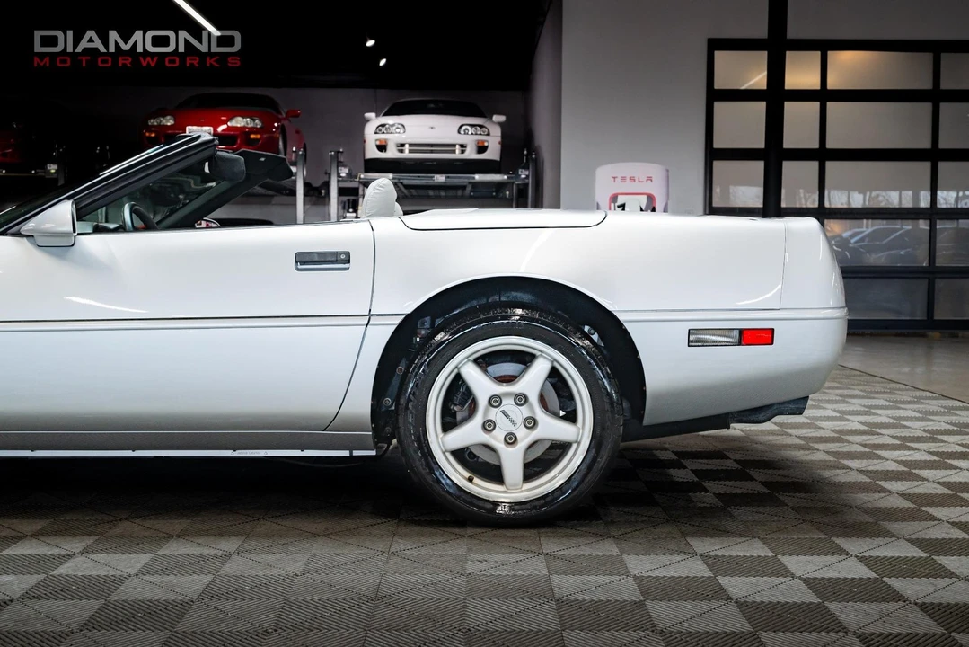 1996 Chevrolet Corvette C4 - Image 9 of 12
