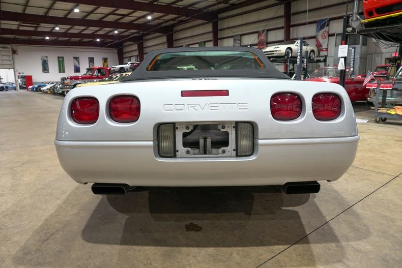 1996 Chevrolet Corvette C4 - Image 24 of 31