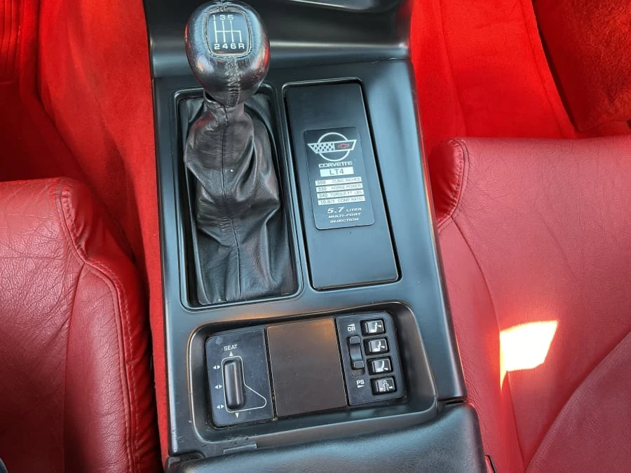 1996 Chevrolet Corvette C4 - Image 12 of 16