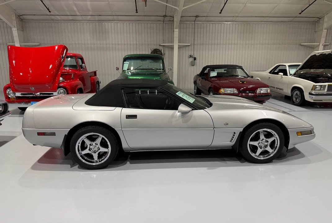 1996 Chevrolet Corvette C4 - Image 11 of 31