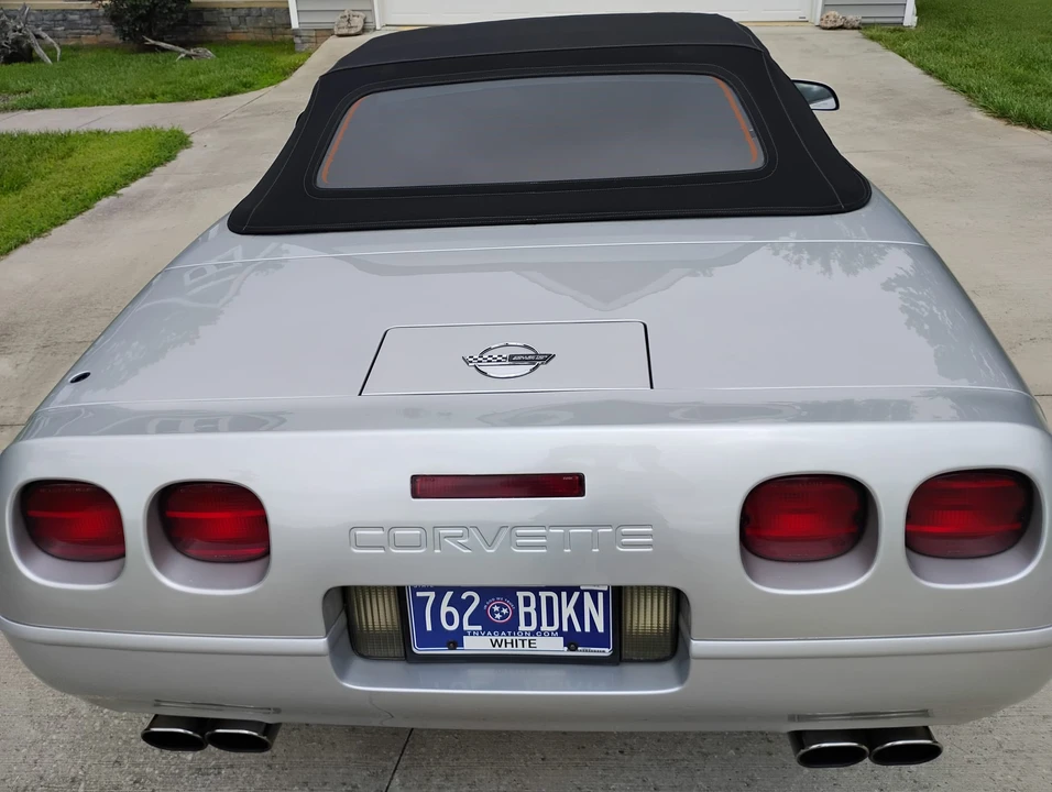 1996 Chevrolet Corvette C4 - Image 16 of 31