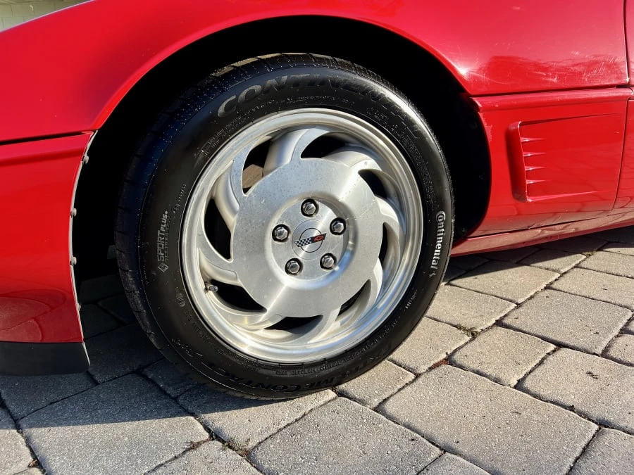 1996 Chevrolet Corvette C4 - Image 9 of 31