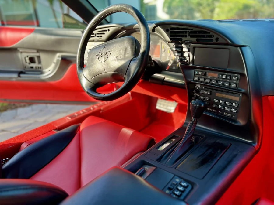 1996 Chevrolet Corvette C4 - Image 13 of 31
