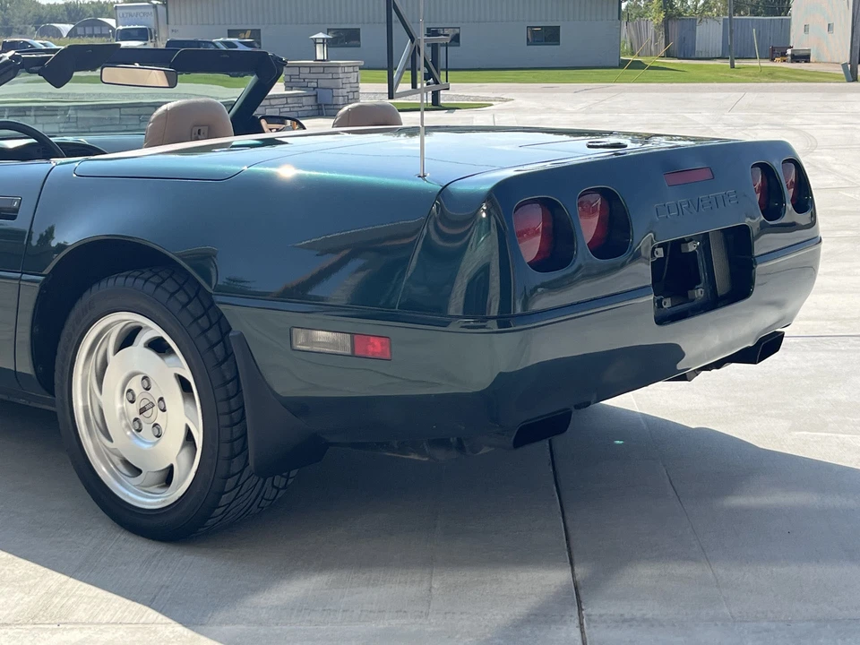 1996 Chevrolet Corvette C4 - Image 25 of 31