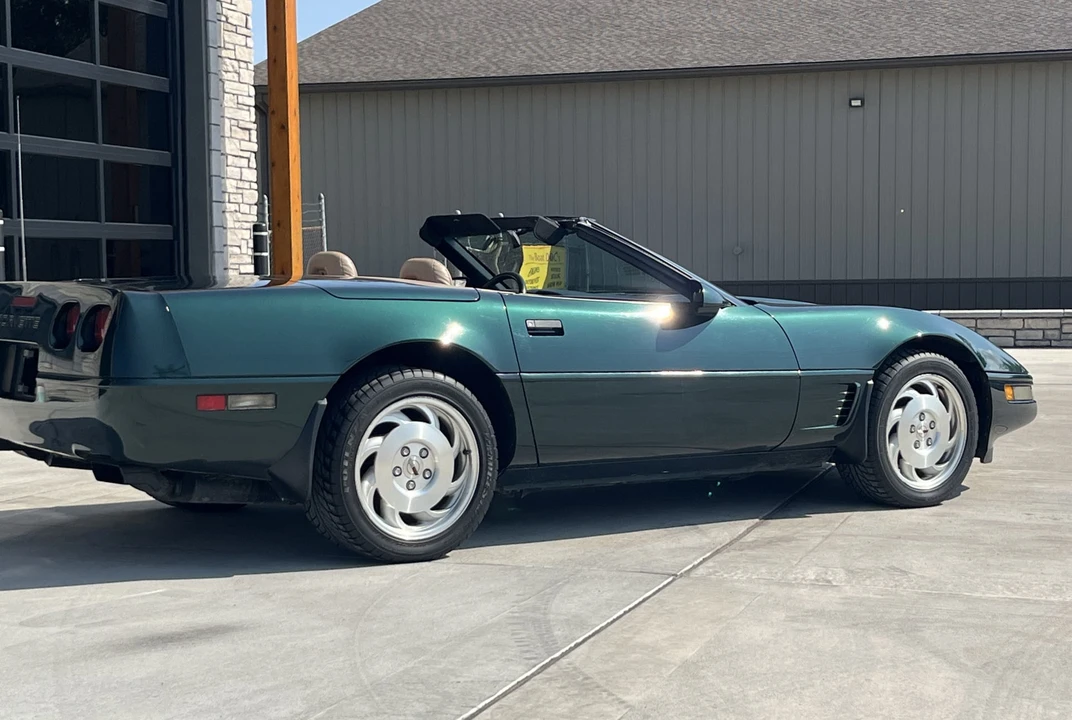 1996 Chevrolet Corvette C4 - Image 4 of 31