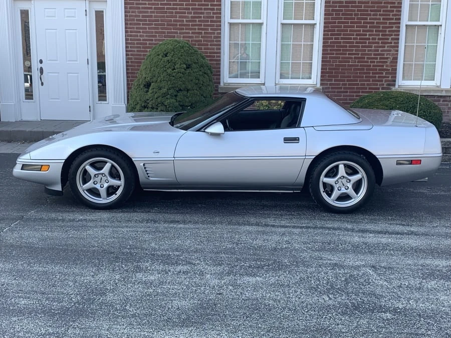 1996 Chevrolet Corvette C4 - Image 2 of 7