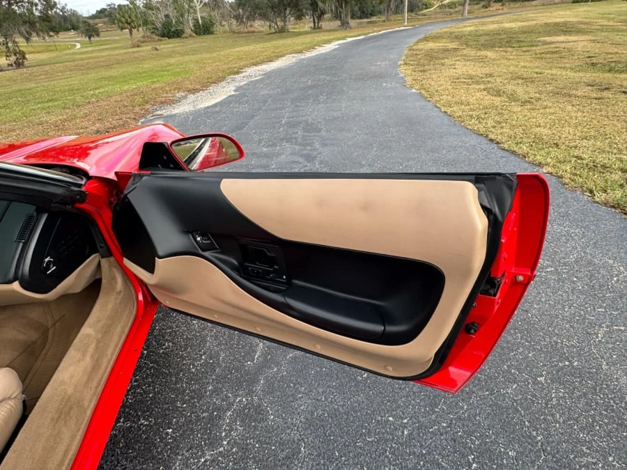 1996 Chevrolet Corvette C4 - Image 10 of 13