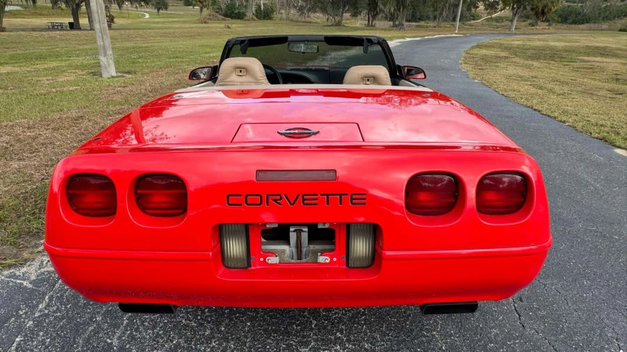 1996 Chevrolet Corvette C4 - Image 5 of 13