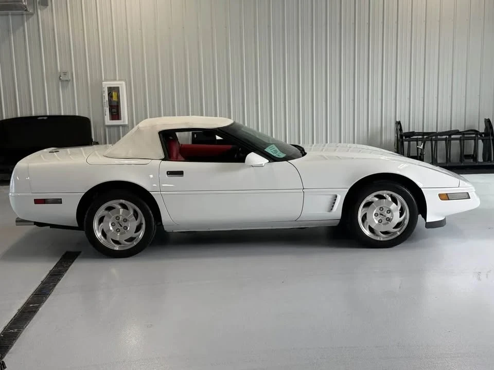 1996 Chevrolet Corvette C4 - Image 15 of 19