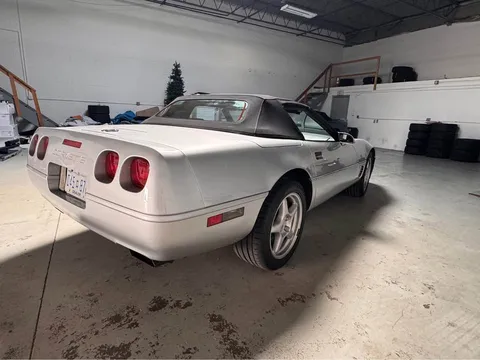 1996 Chevrolet Corvette C4 - Image 3 of 4