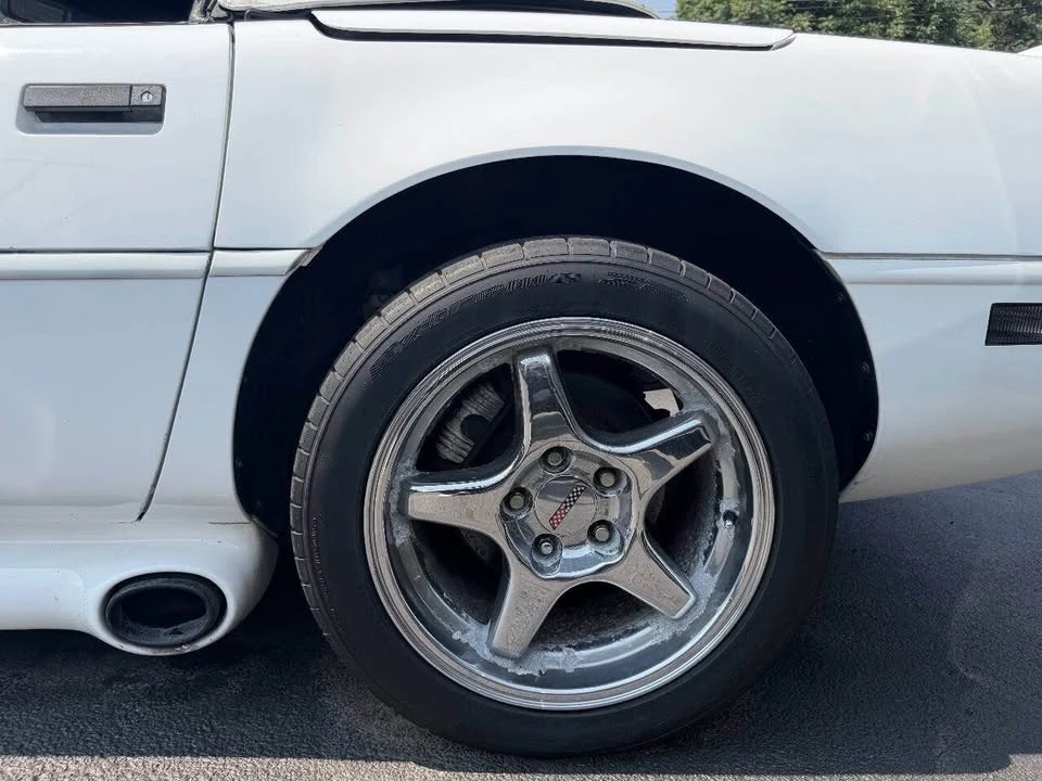 1996 Chevrolet Corvette C4 - Image 3 of 20