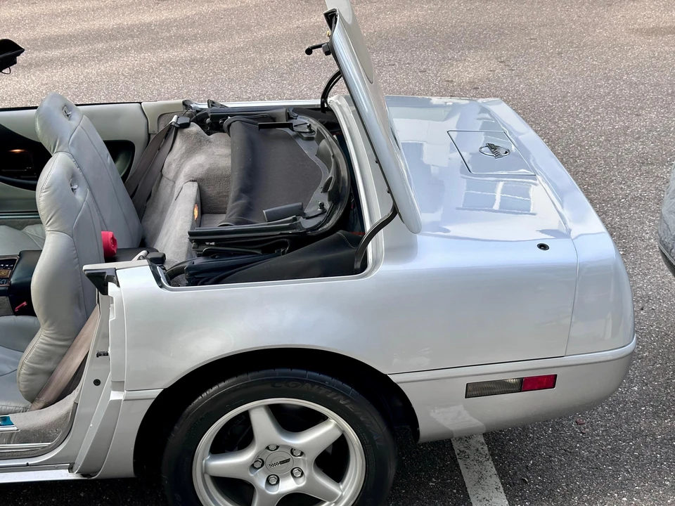 1996 Chevrolet Corvette C4 - Image 24 of 29