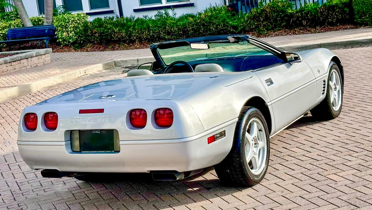 1996 Chevrolet Corvette C4 - Image 8 of 29