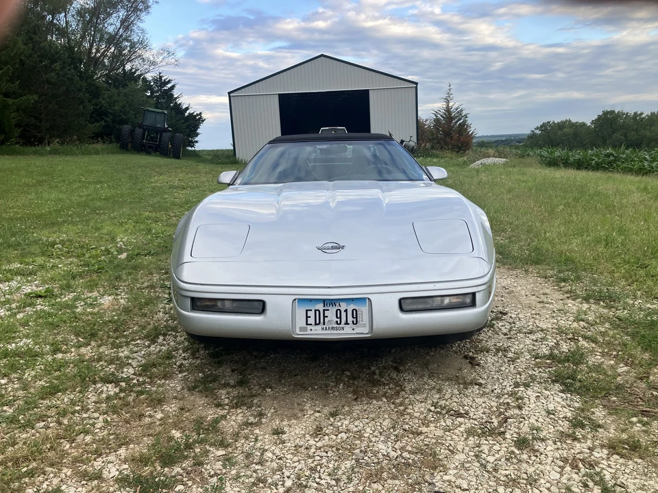 1996 Chevrolet Corvette - Image 2 of 31