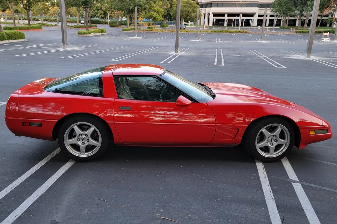 1996 Chevrolet Corvette C4 - Image 8 of 11