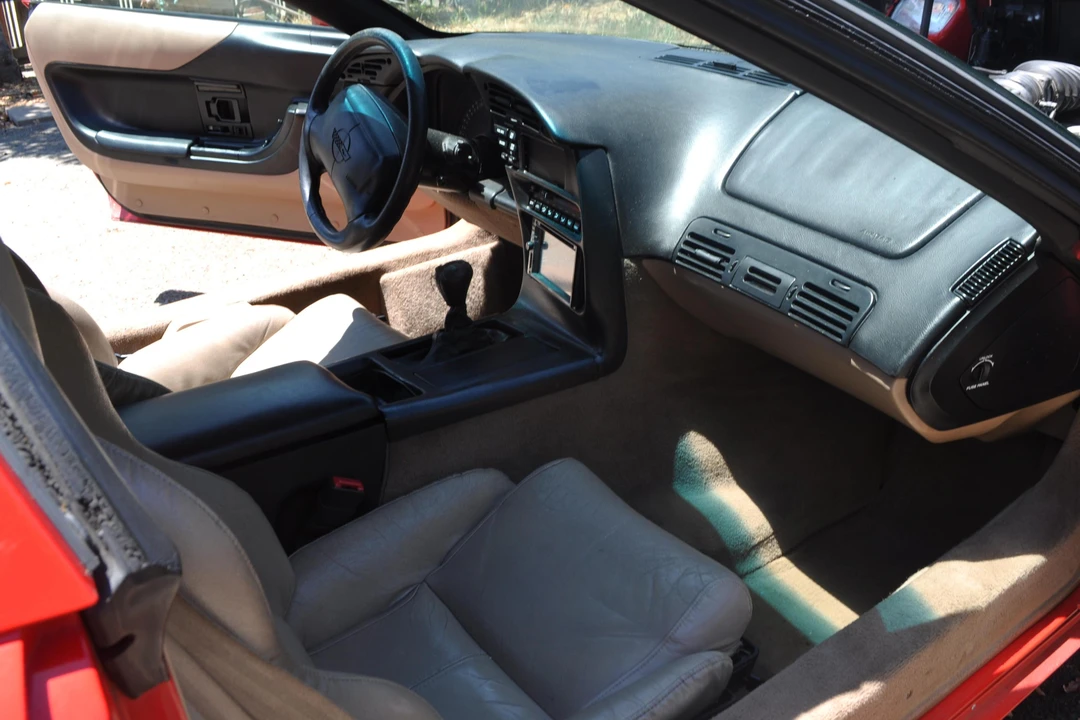 1996 Chevrolet Corvette C4 - Image 10 of 11