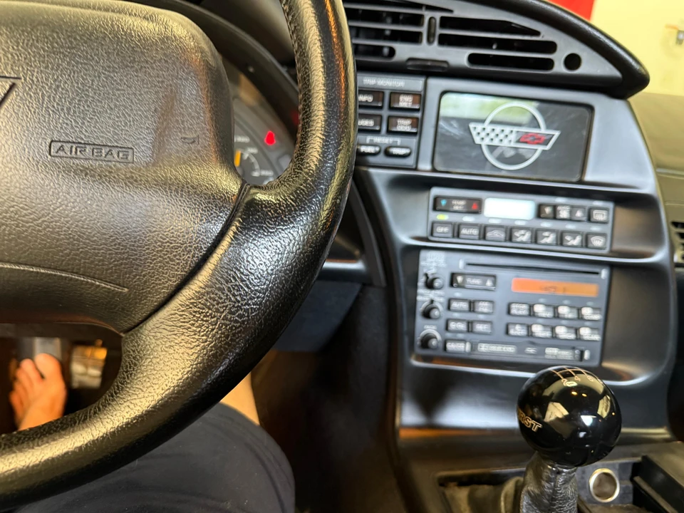 1996 Chevrolet Corvette C4 - Image 28 of 31