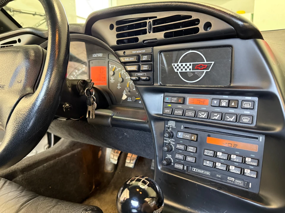 1996 Chevrolet Corvette C4 - Image 27 of 31