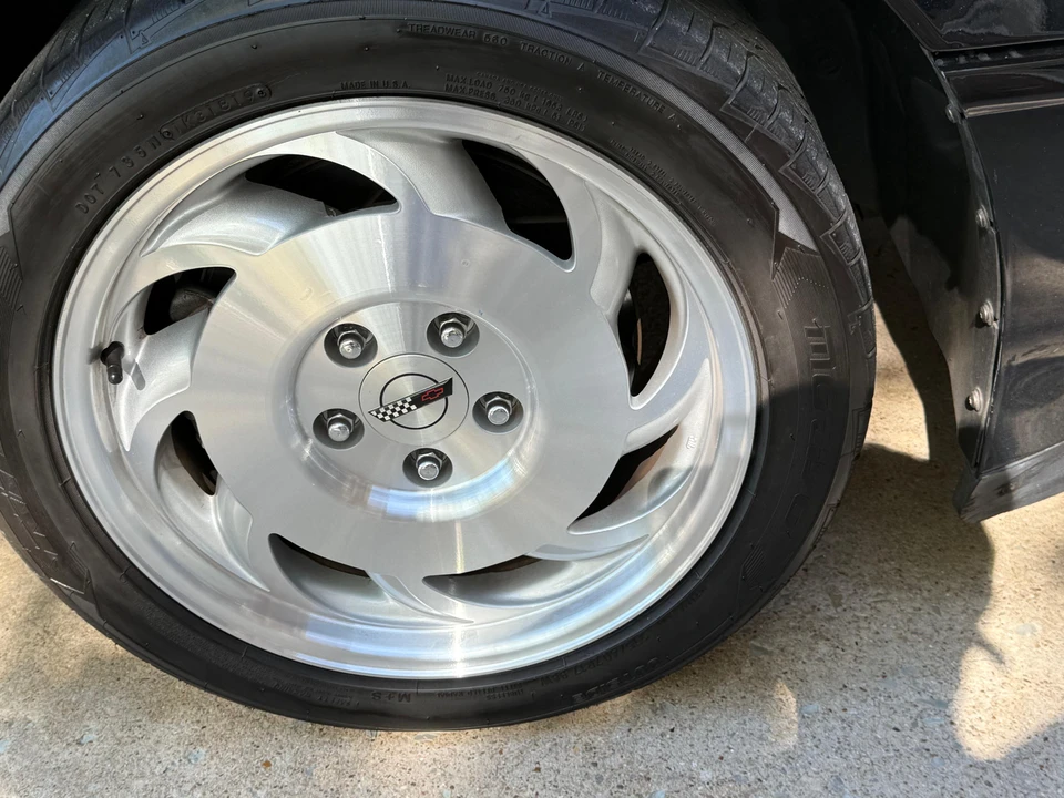 1996 Chevrolet Corvette C4 - Image 13 of 31