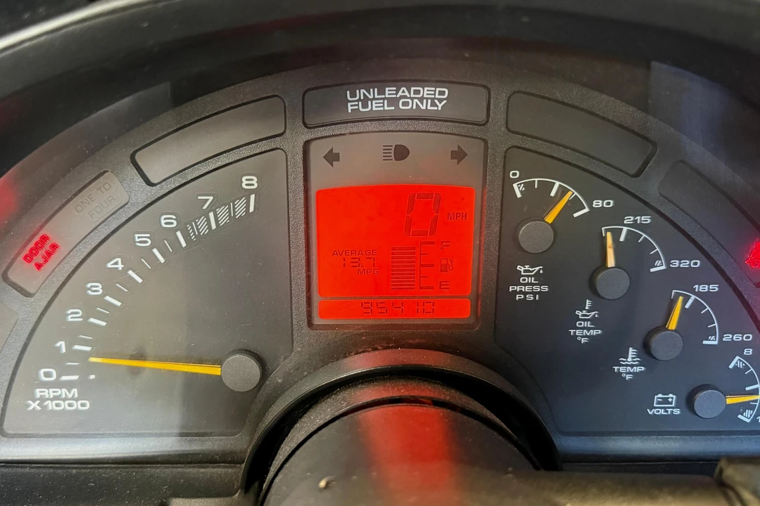 1996 Chevrolet Corvette C4 - Image 17 of 31
