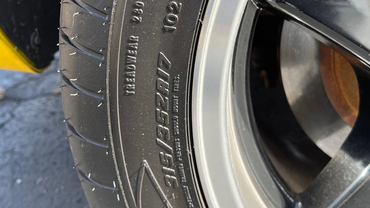 1996 Chevrolet Corvette C4 - Image 11 of 19