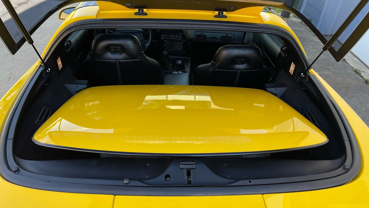 1996 Chevrolet Corvette C4 - Image 12 of 19