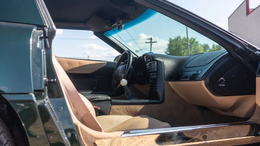 1996 Chevrolet Corvette C4 - Image 5 of 12