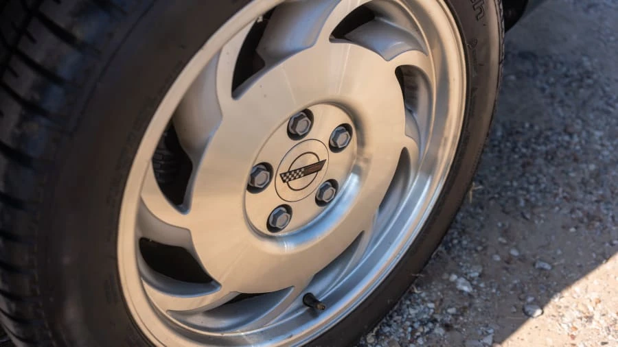 1996 Chevrolet Corvette C4 - Image 11 of 12