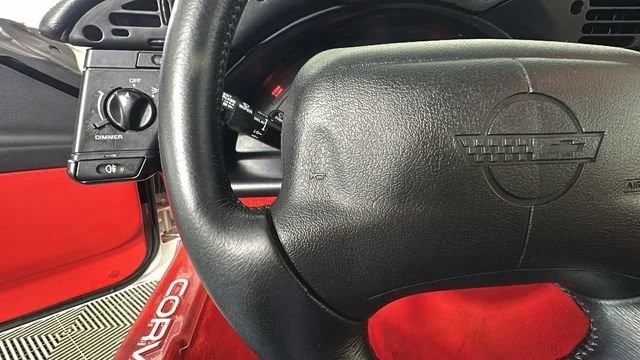 1996 Chevrolet Corvette C4 - Image 16 of 28