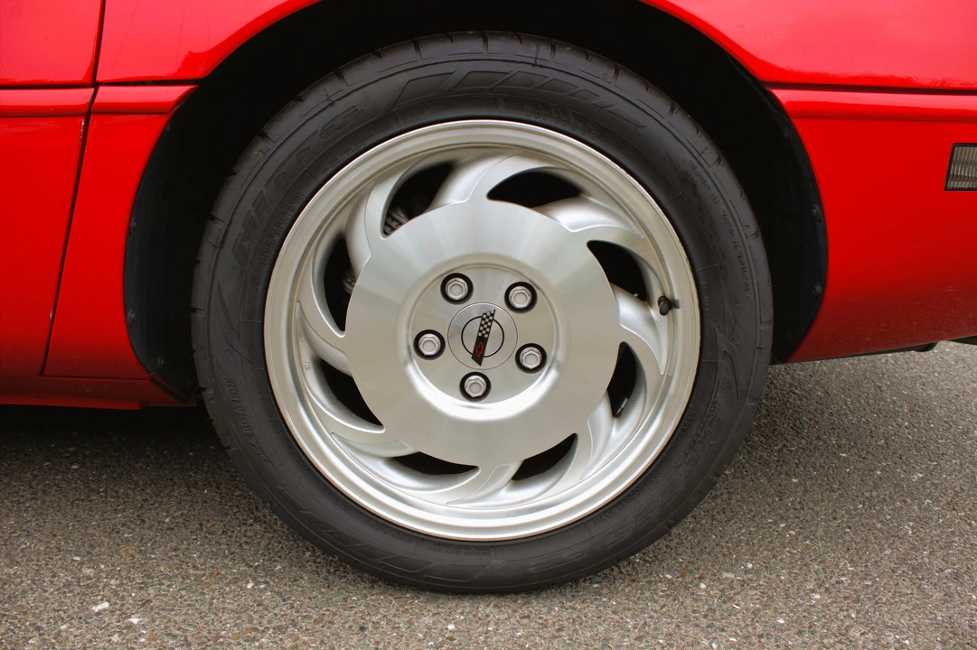 1996 Chevrolet Corvette C4 - Image 25 of 31