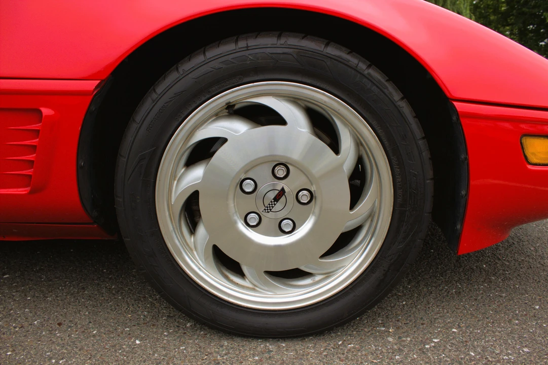 1996 Chevrolet Corvette C4 - Image 27 of 31