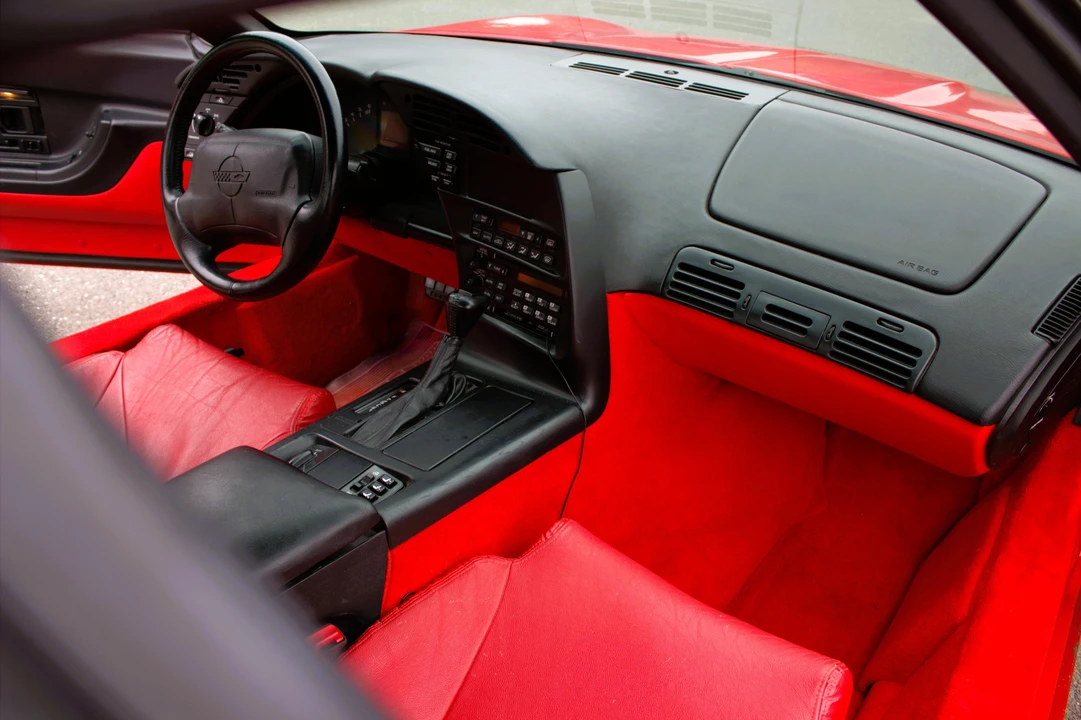 1996 Chevrolet Corvette C4 - Image 30 of 31