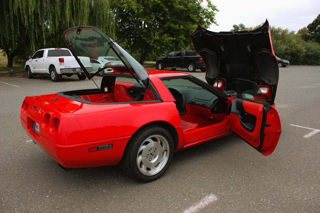 1996 Chevrolet Corvette C4 - Image 11 of 31
