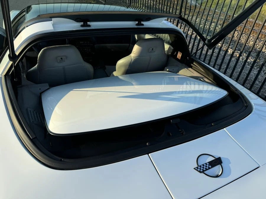 1996 Chevrolet Corvette C4 - Image 6 of 9