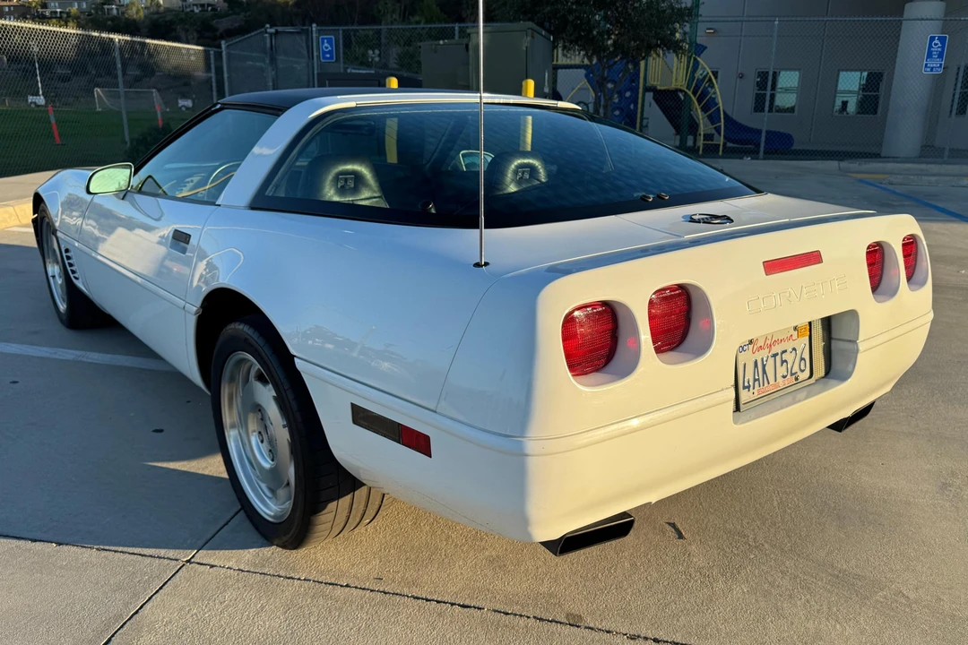 1996 Chevrolet Corvette C4 - Image 4 of 31