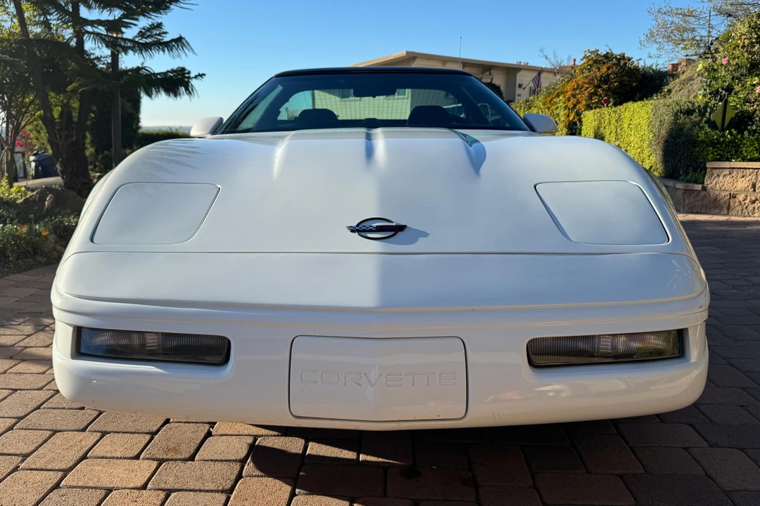 1996 Chevrolet Corvette C4 - Image 2 of 31