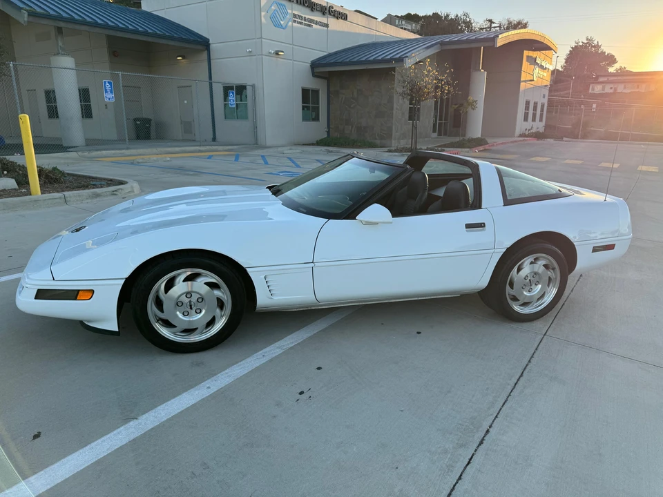 1996 Chevrolet Corvette C4 - Image 7 of 31