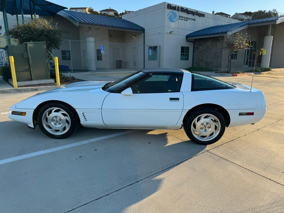 1996 Chevrolet Corvette C4 - Image 13 of 31