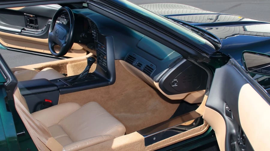 1996 Chevrolet Corvette C4 - Image 5 of 12