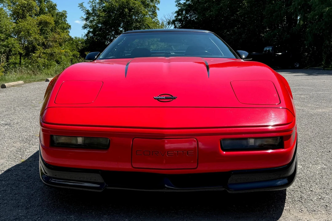 1996 Chevrolet Corvette C4 - Image 2 of 31