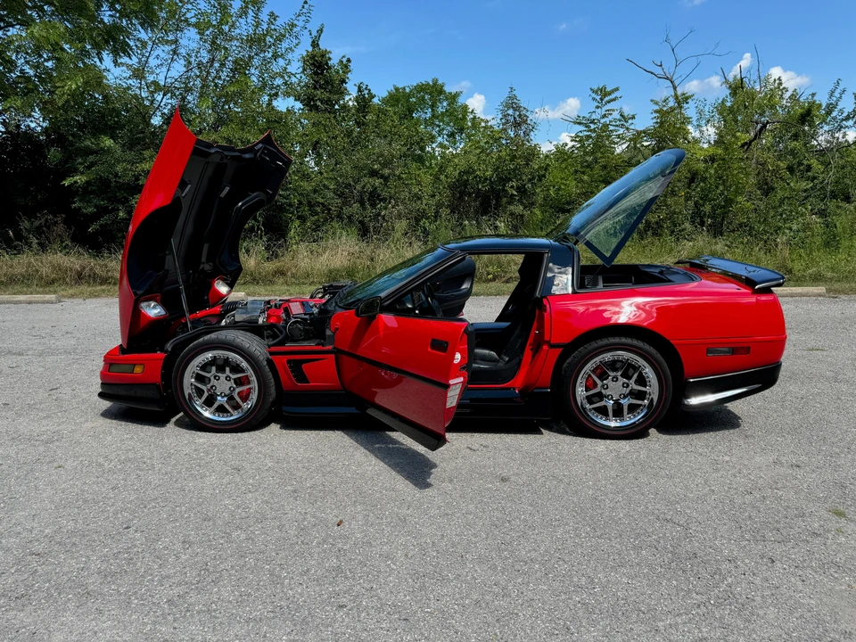 1996 Chevrolet Corvette C4 - Image 10 of 31