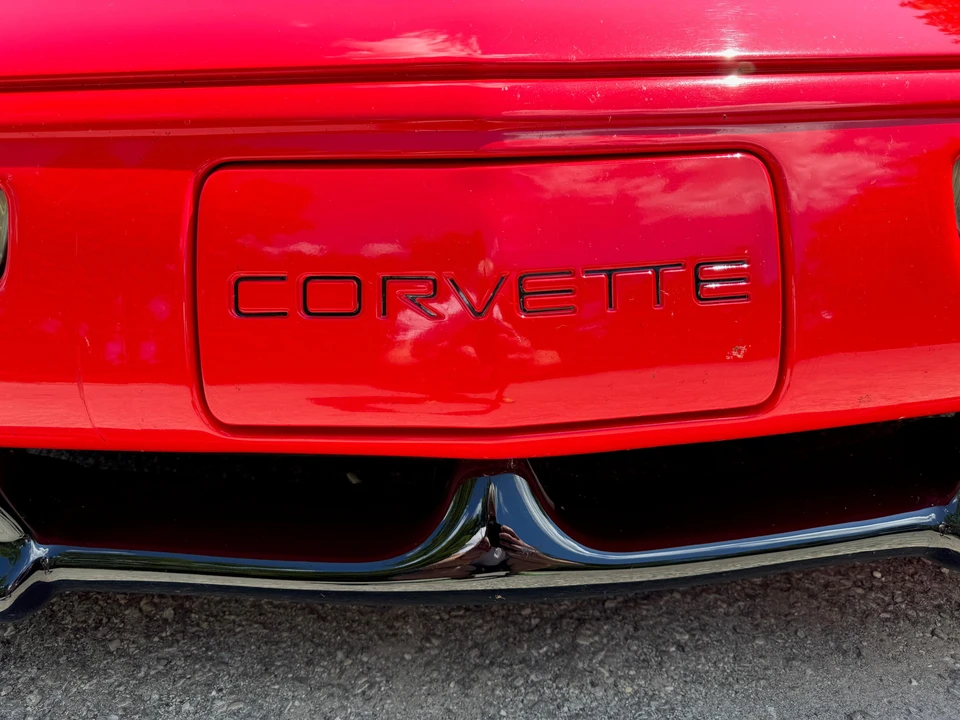 1996 Chevrolet Corvette C4 - Image 19 of 31