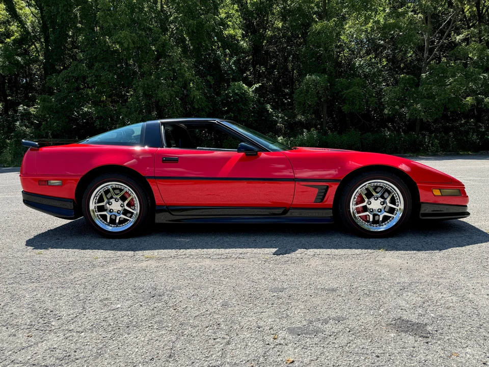 1996 Chevrolet Corvette C4 - Image 8 of 31