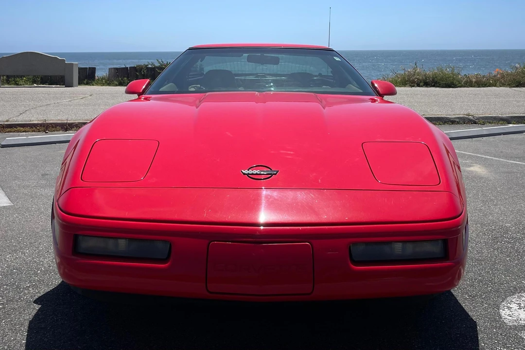 1996 Chevrolet Corvette C4 - Image 2 of 31