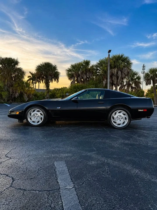1996 Chevrolet Corvette C4 - Image 8 of 12